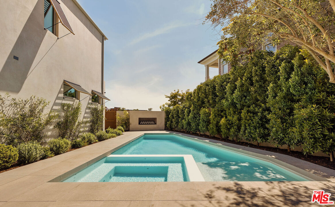 1399 Galaxy Dr