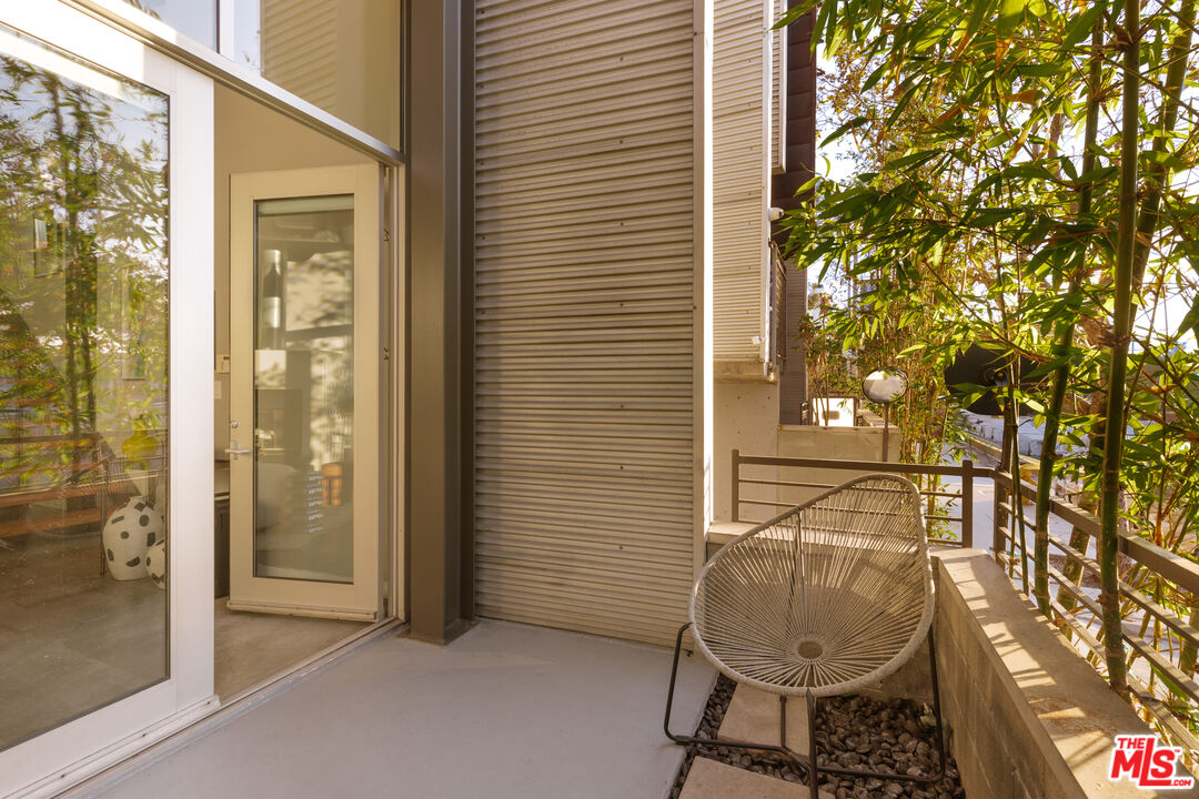 208 S Venice Blvd Unit: A