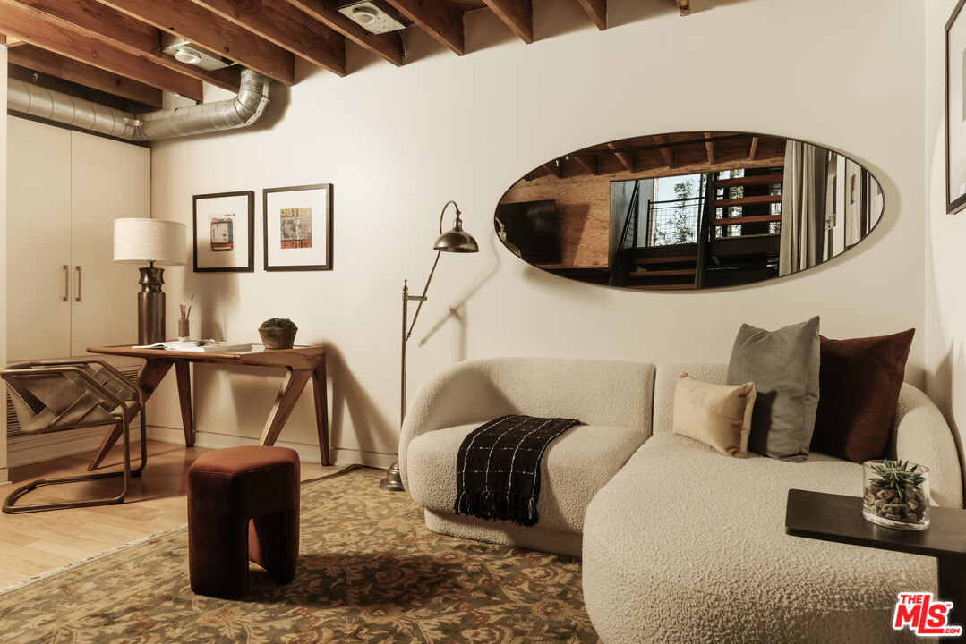 208 S Venice Blvd Unit: A