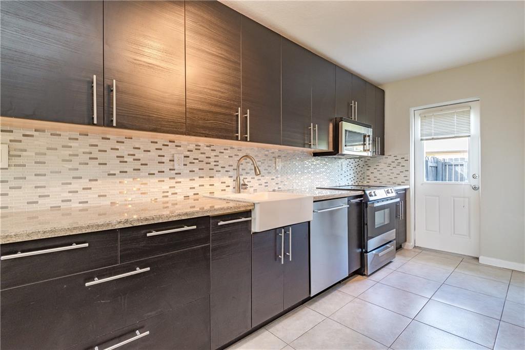101 SW 2nd Avenue