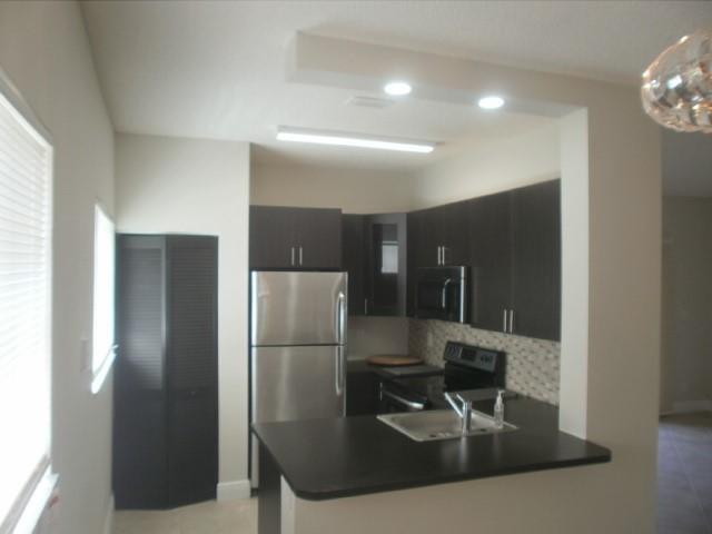 751 Cypress Ln 7C