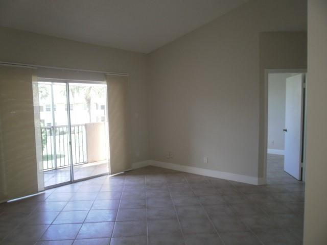 751 Cypress Ln 7C