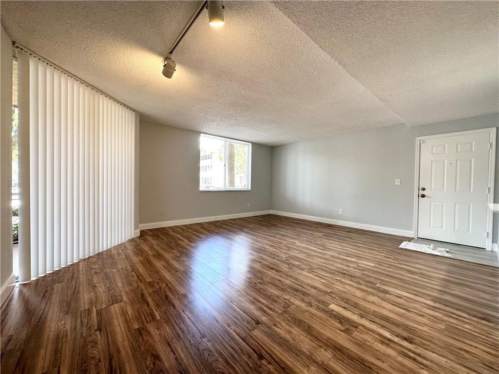4045 W MCNAB RD G102