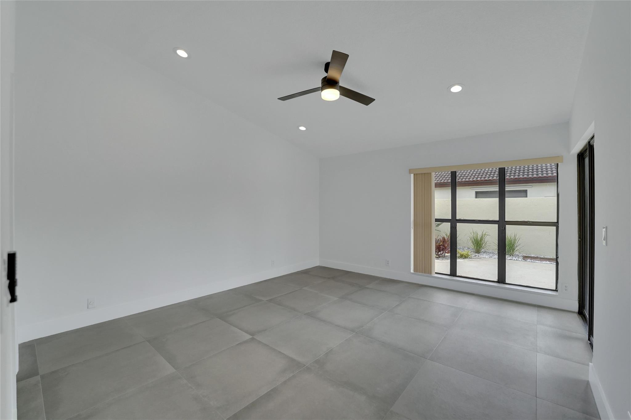 7850 Villa Nova Drive