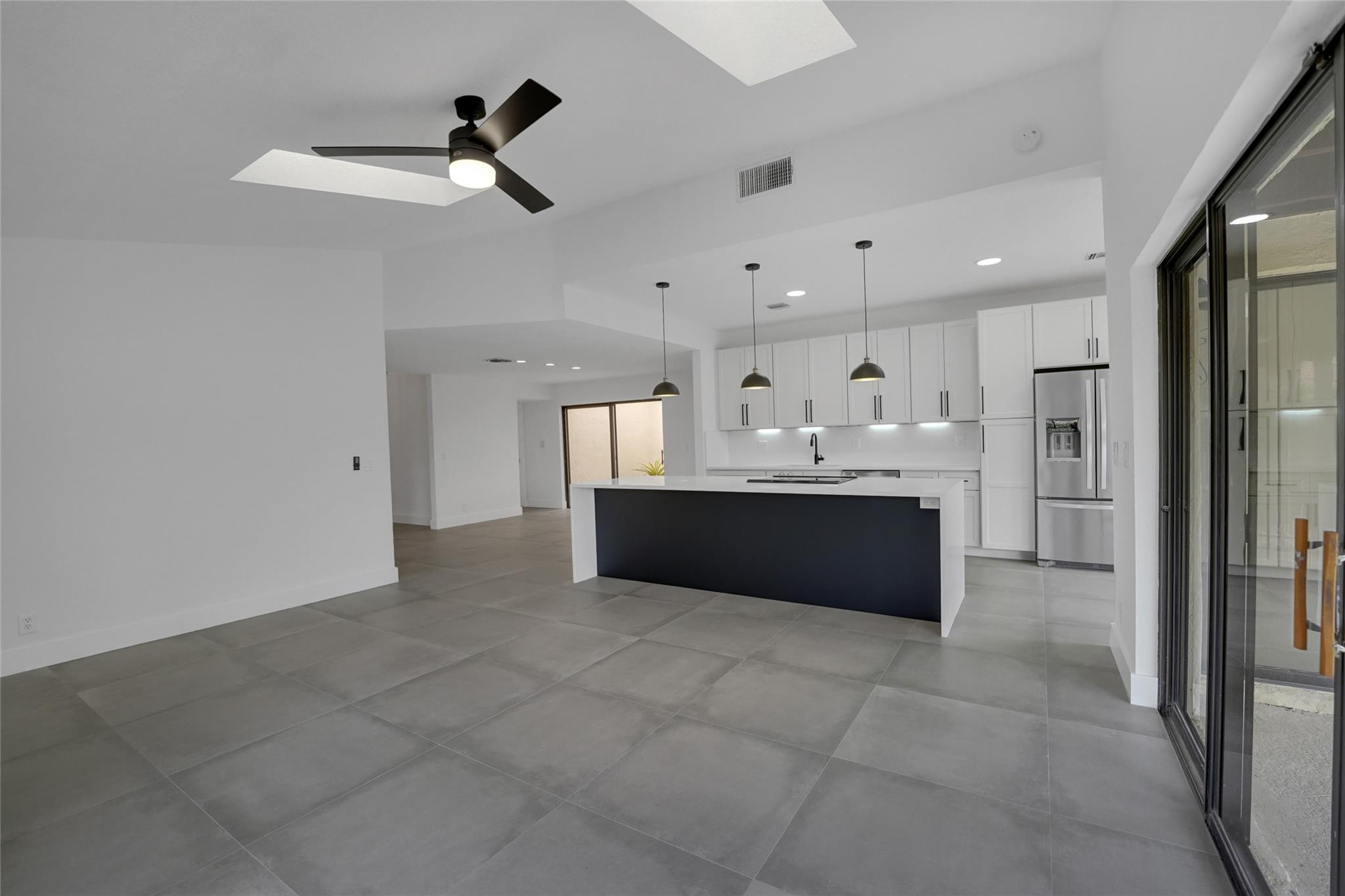 7850 Villa Nova Drive