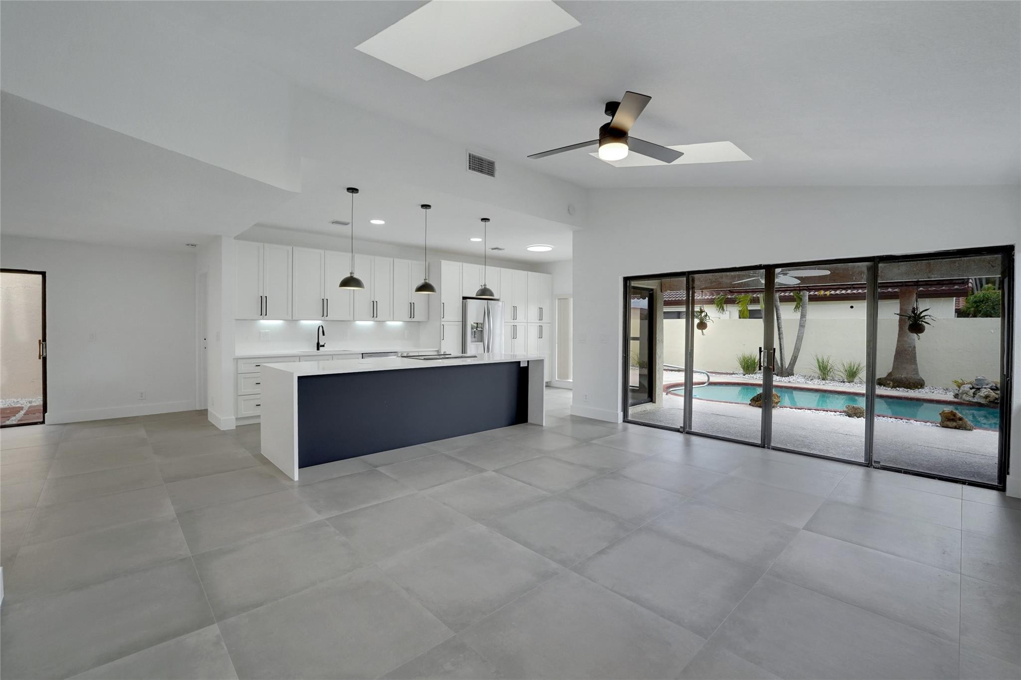 7850 Villa Nova Drive