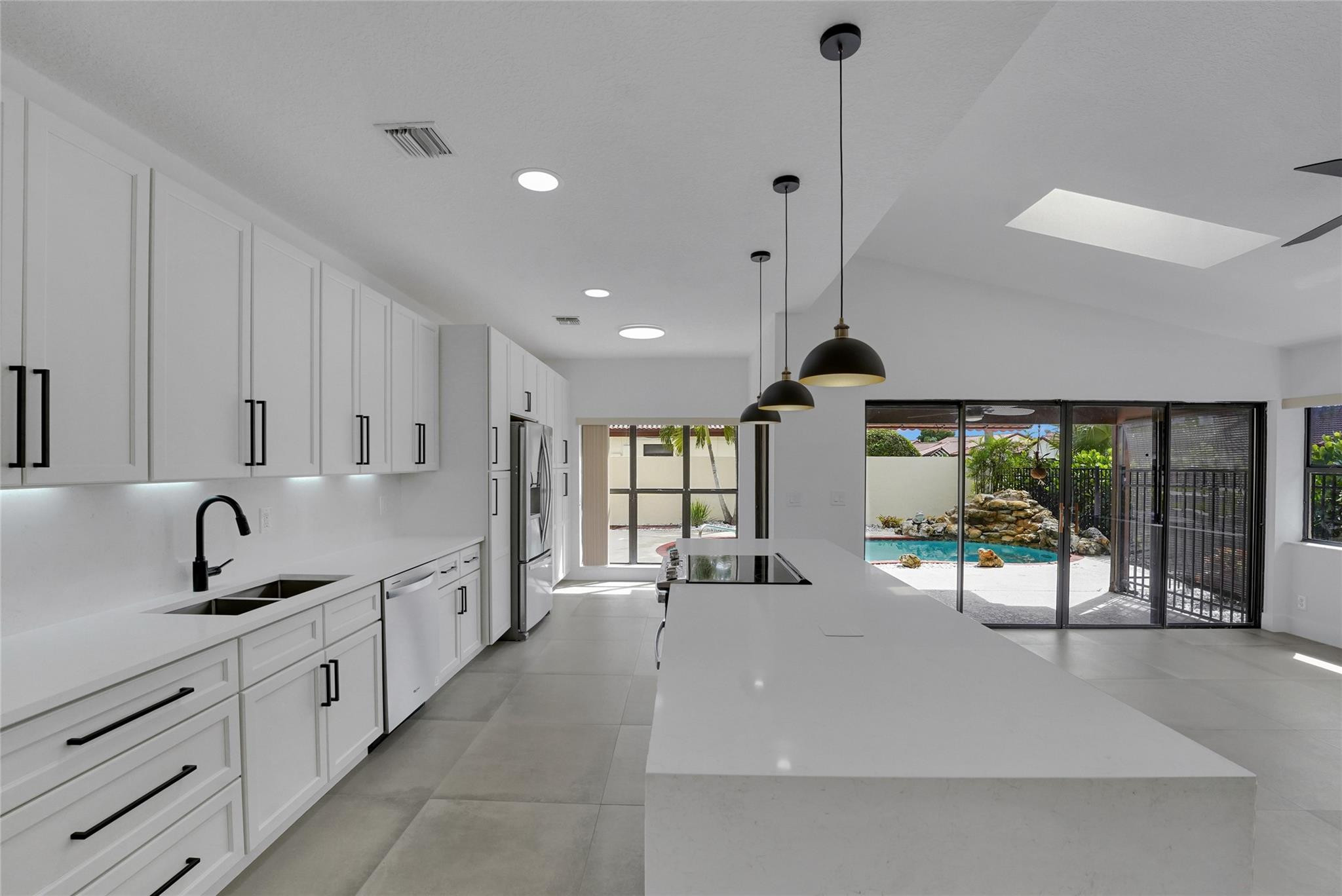 7850 Villa Nova Drive