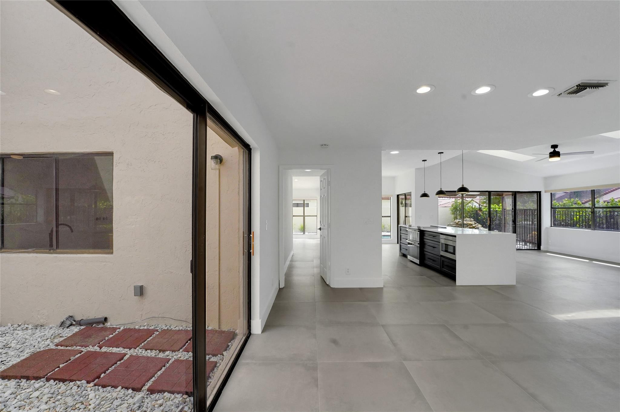 7850 Villa Nova Drive