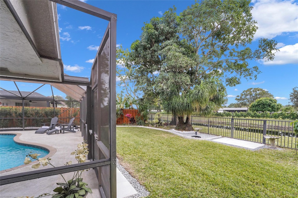 1867 Primrose Lane
