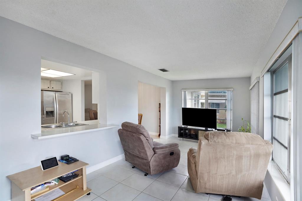 1050 NW 69th Avenue