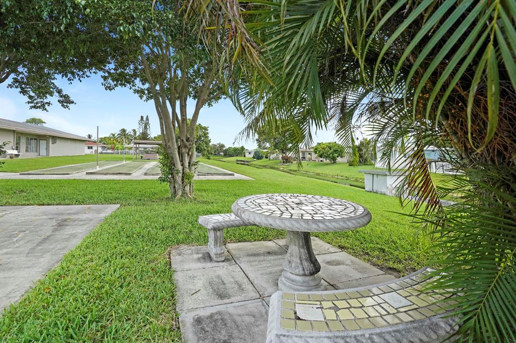 1050 NW 69th Avenue