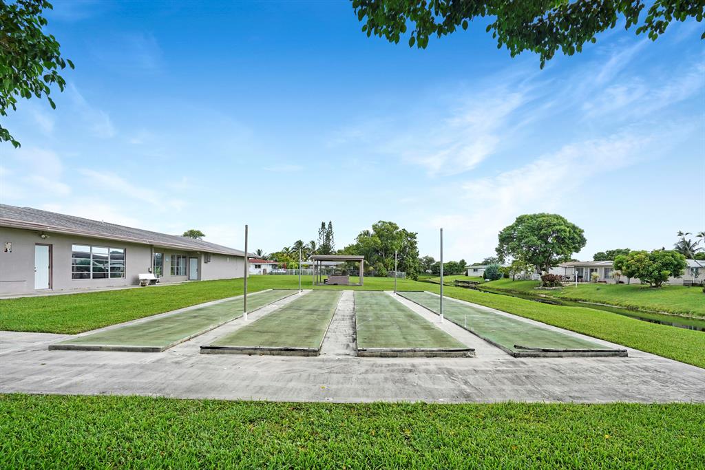 1050 NW 69th Avenue