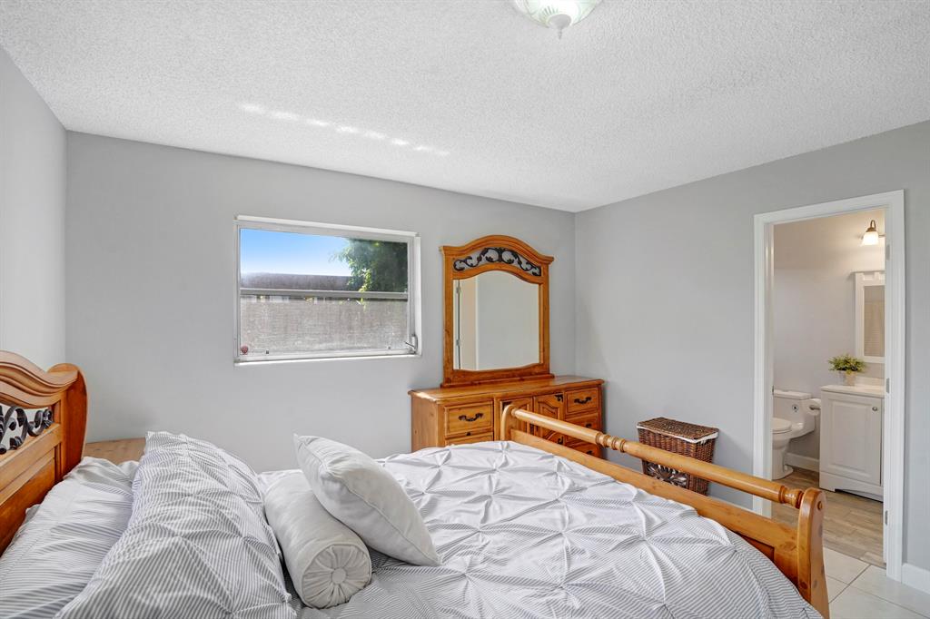 1050 NW 69th Avenue