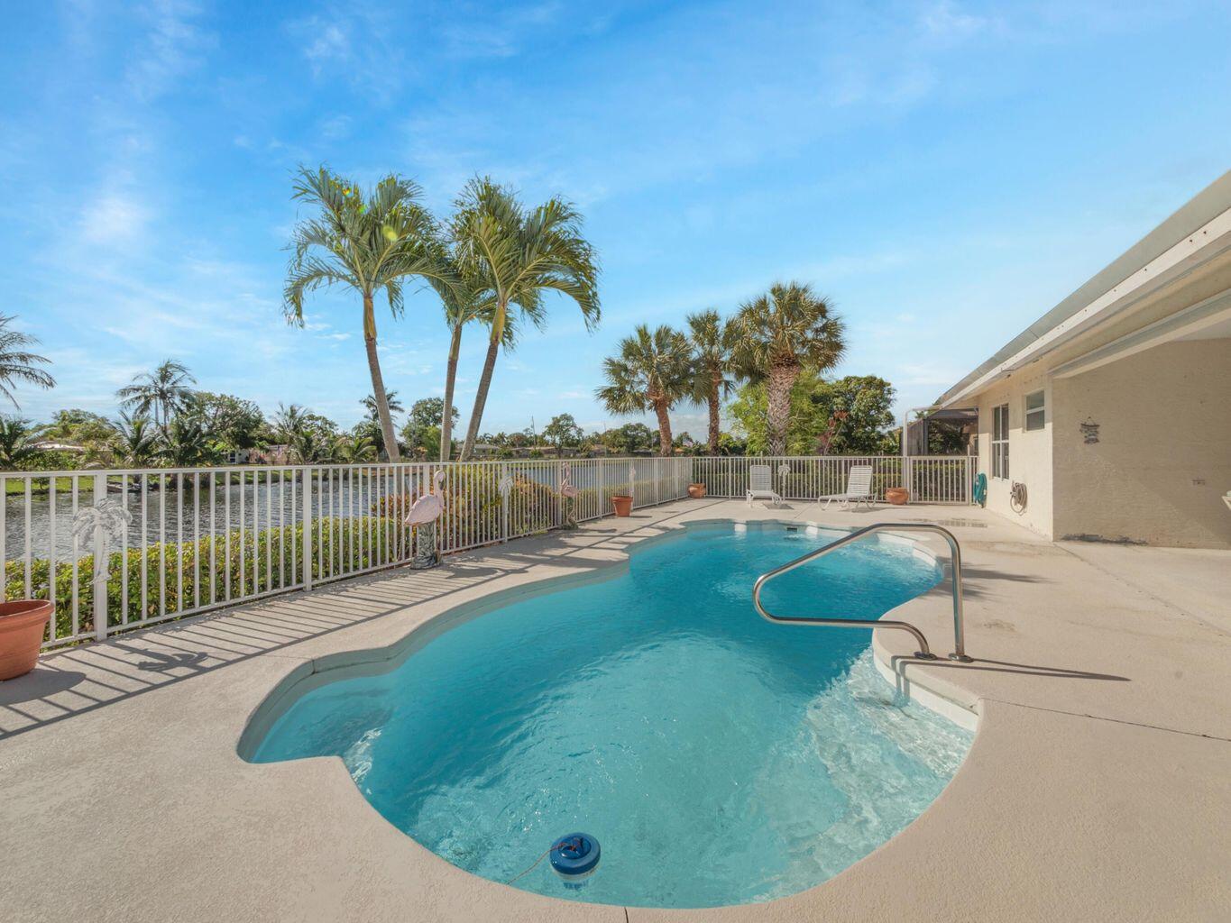 106 Pepper Tree Cres Crescent