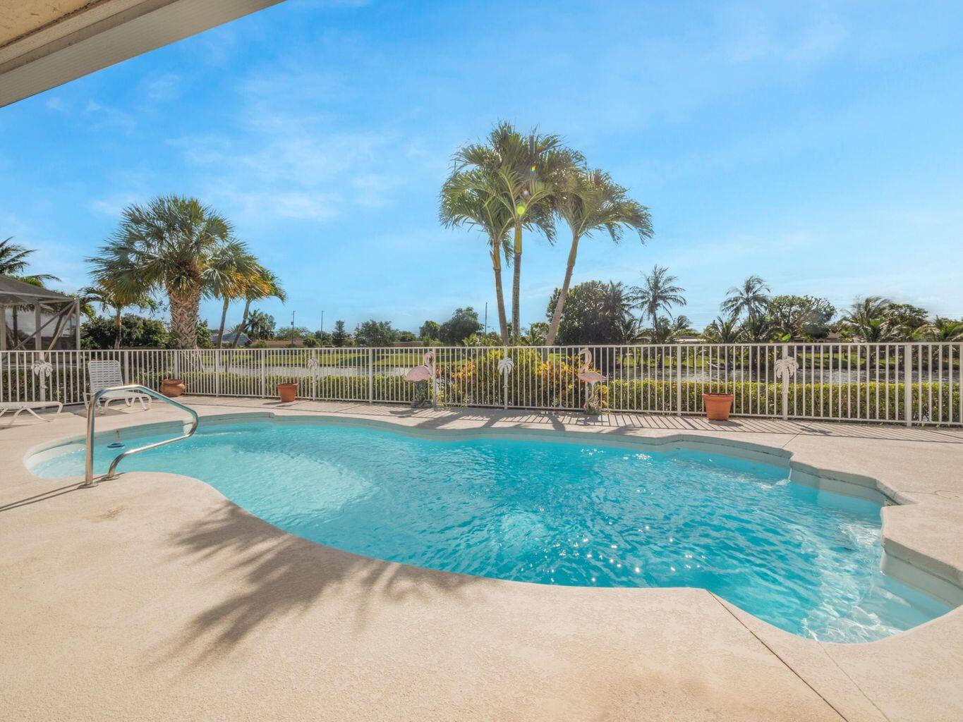 106 Pepper Tree Cres Crescent