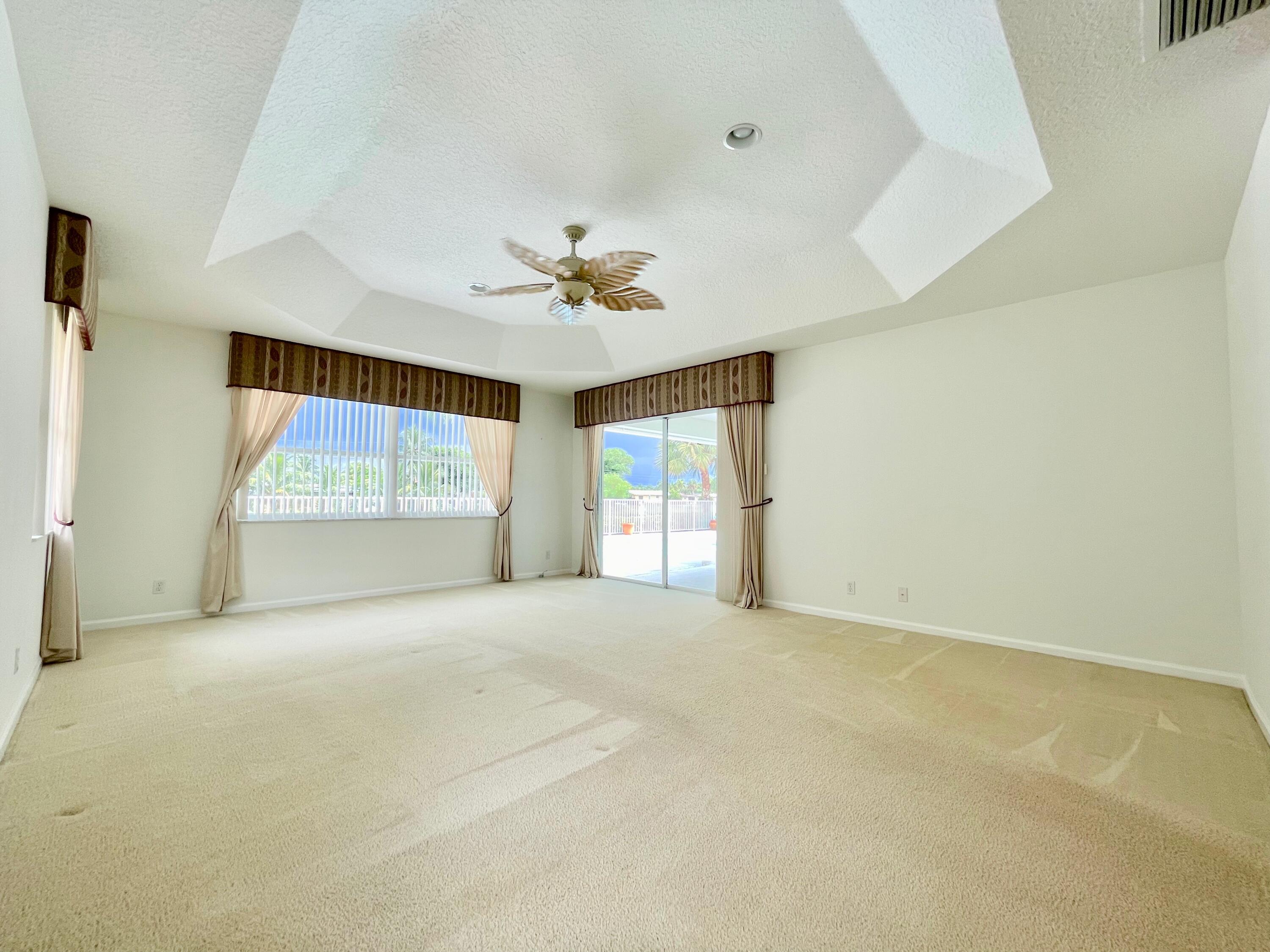 106 Pepper Tree Cres Crescent