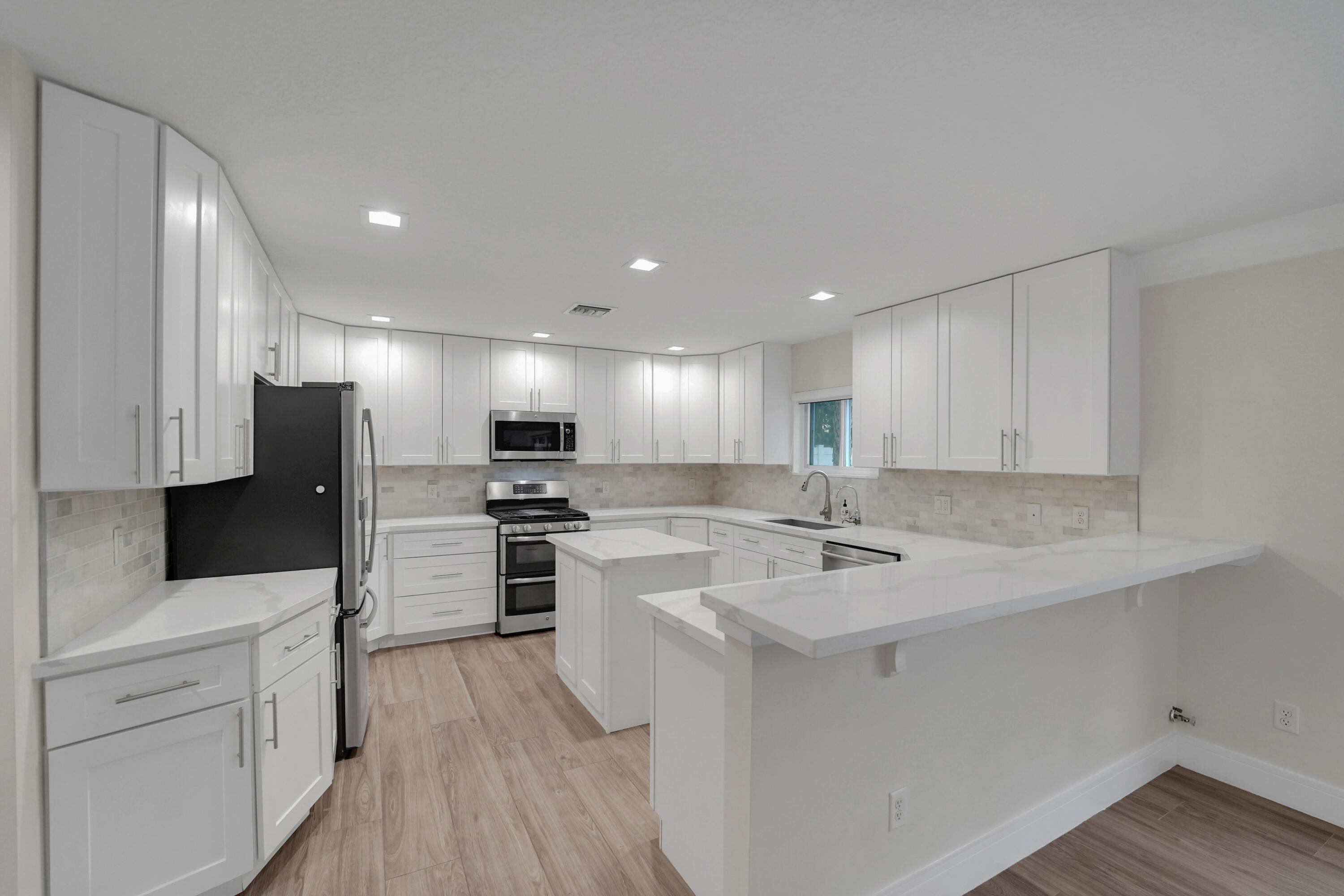 769 NW 7th Street