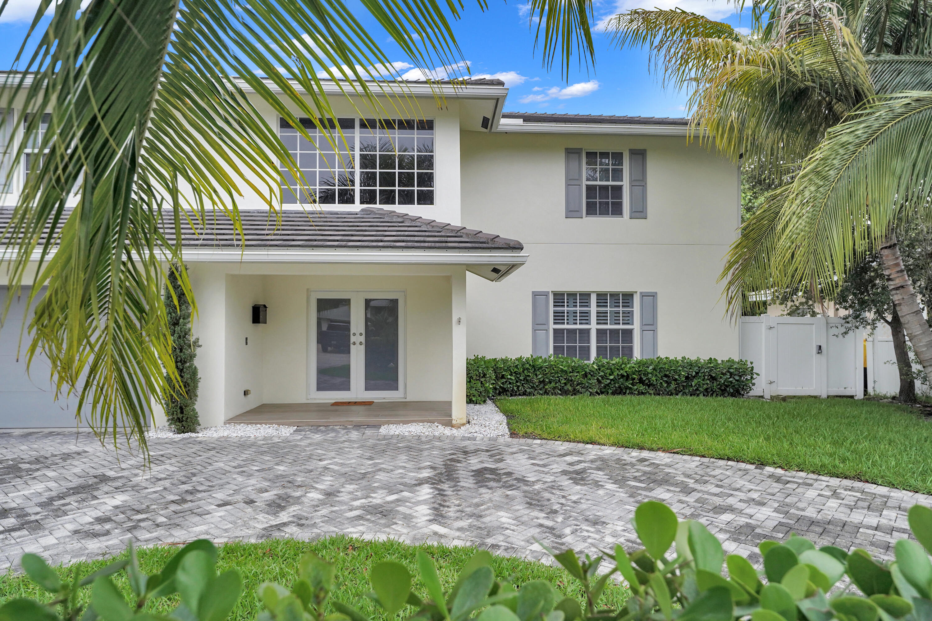 769 NW 7th Street