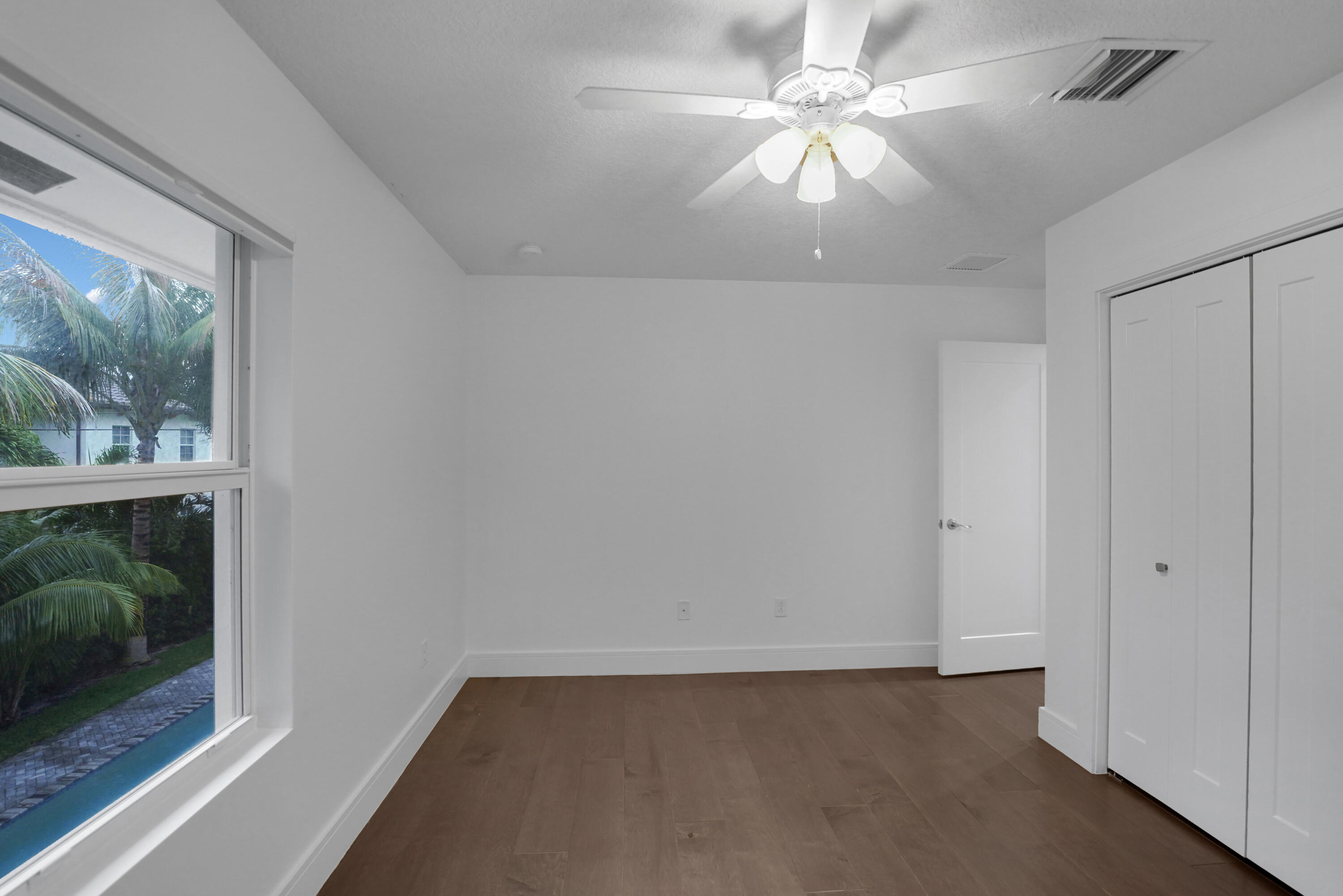 769 NW 7th Street