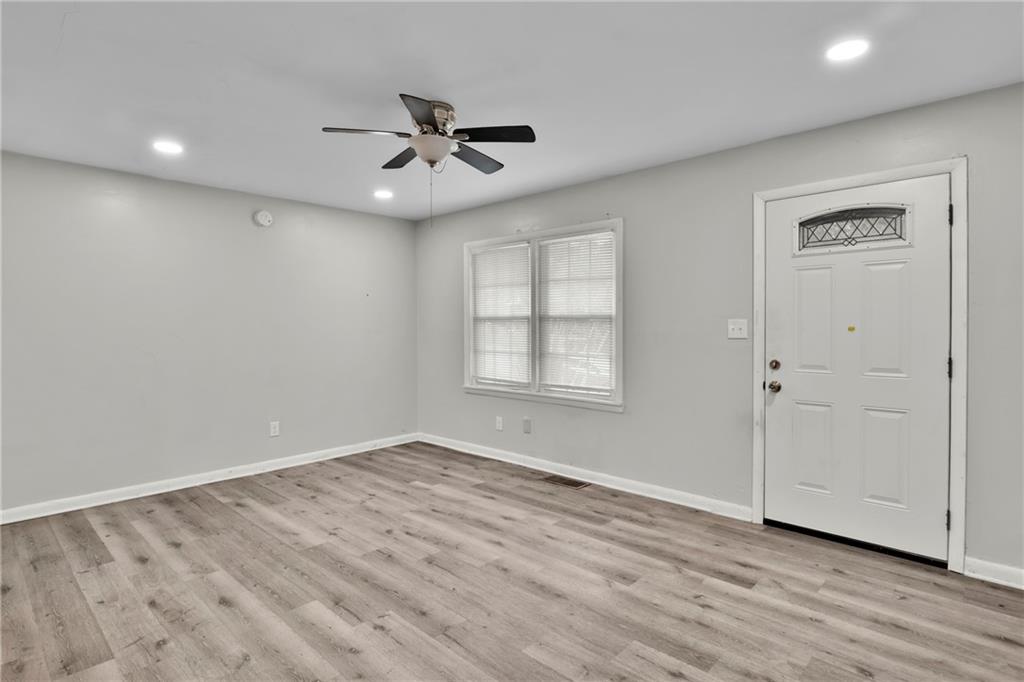 1996 Thomasville Drive SE