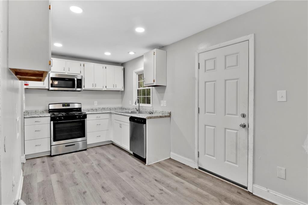 1996 Thomasville Drive SE