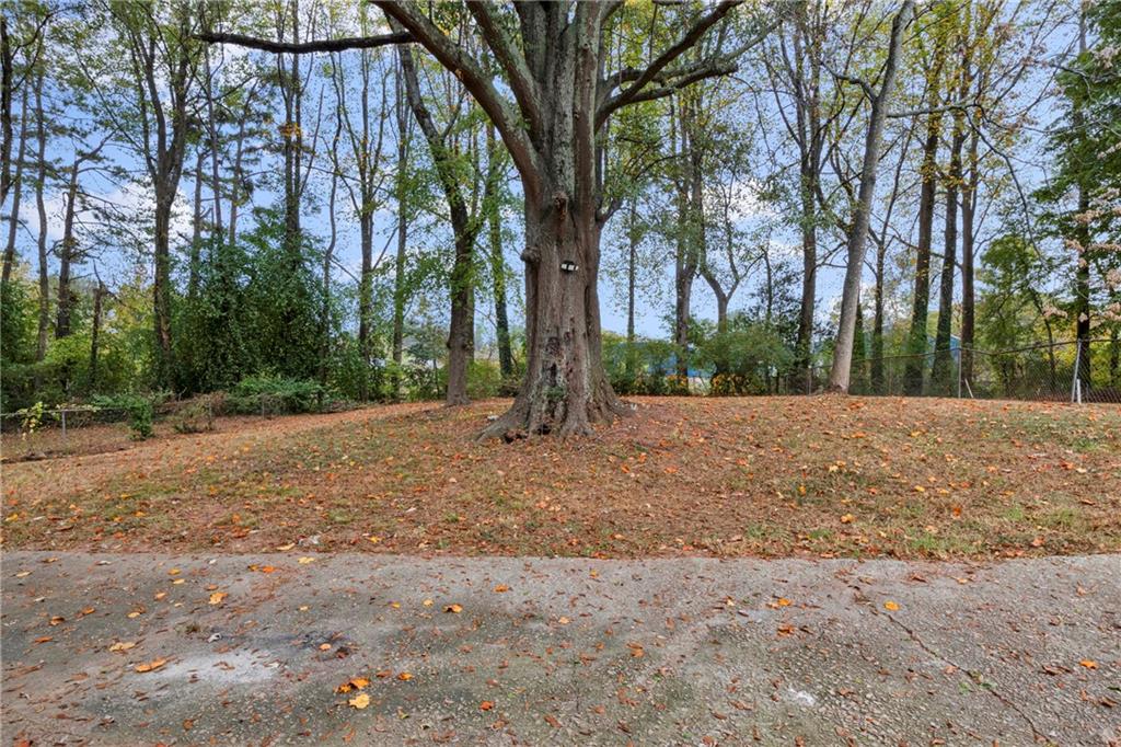 1996 Thomasville Drive SE