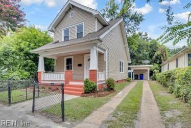 1042 W 35th ST