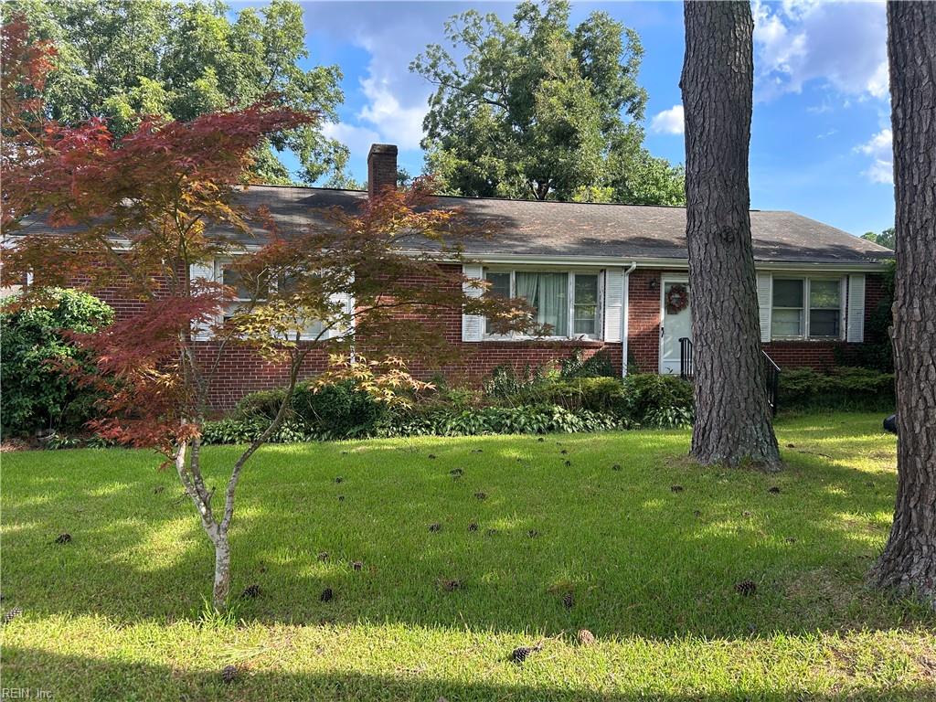 305 Bobby Jones Dr DR