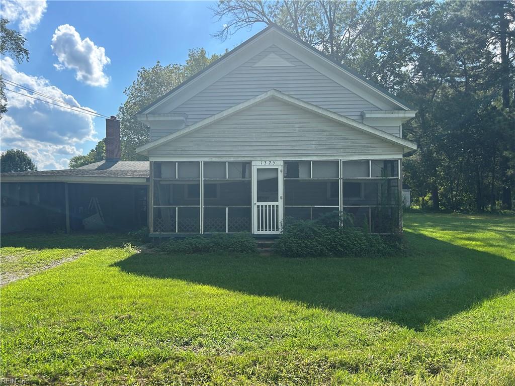 1325 Buckhorn DR