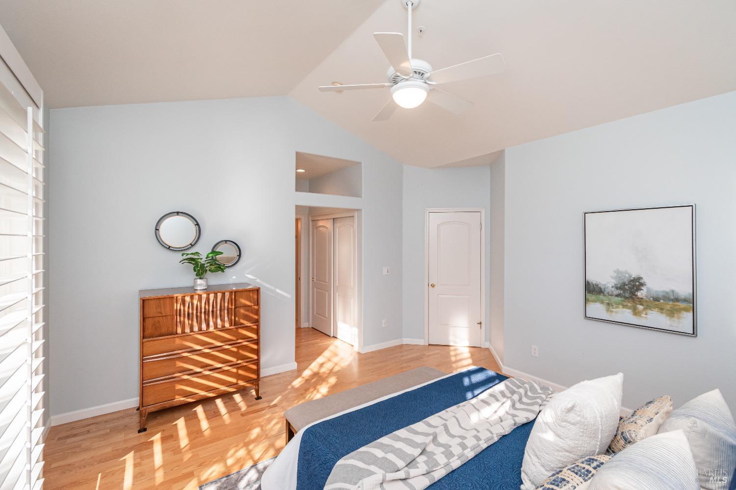 11 Hall Ct