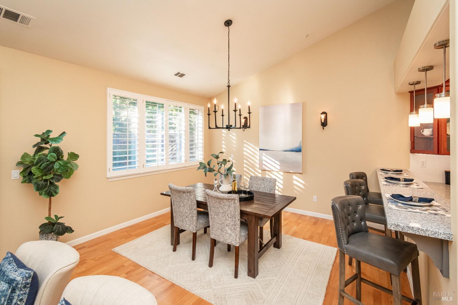 11 Hall Ct