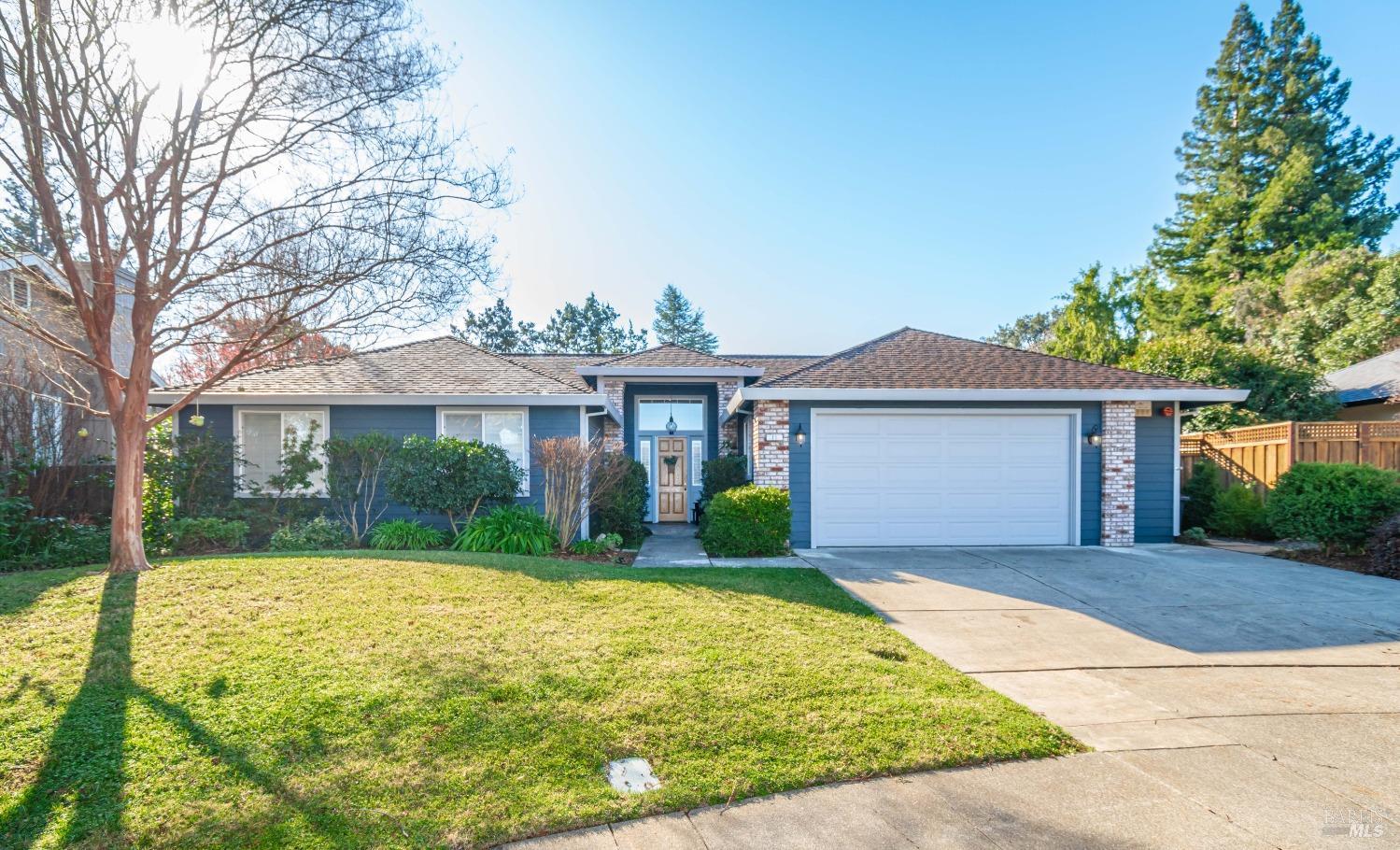 11 Hall Ct
