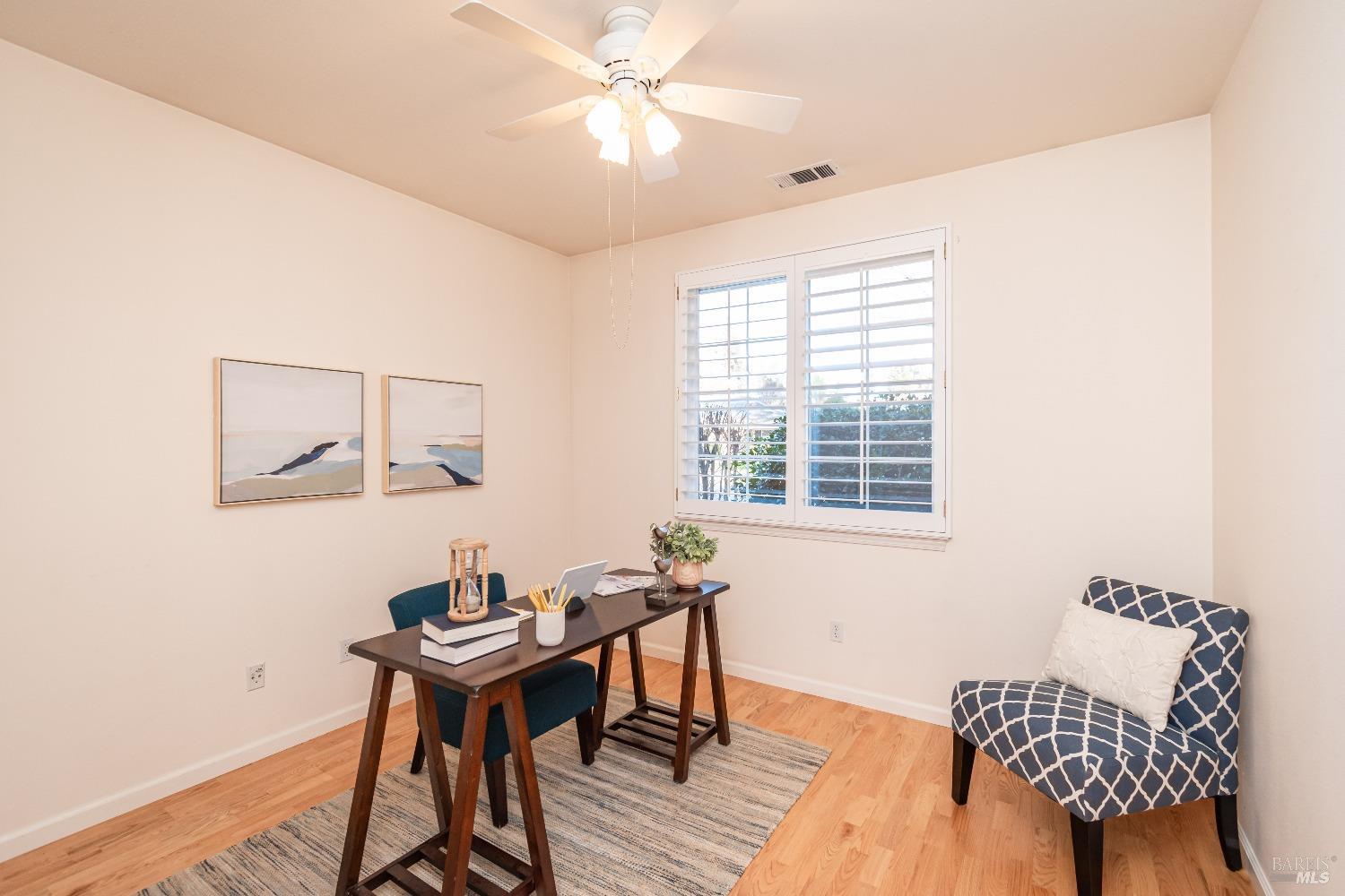 11 Hall Ct