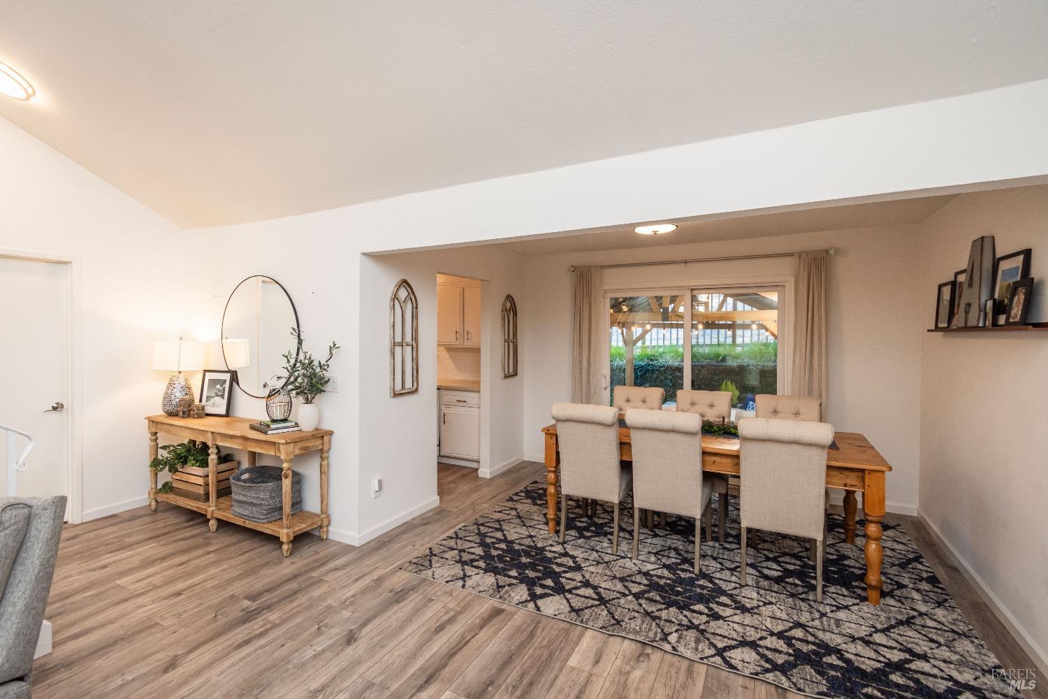 2616 Hidden Valley Ln