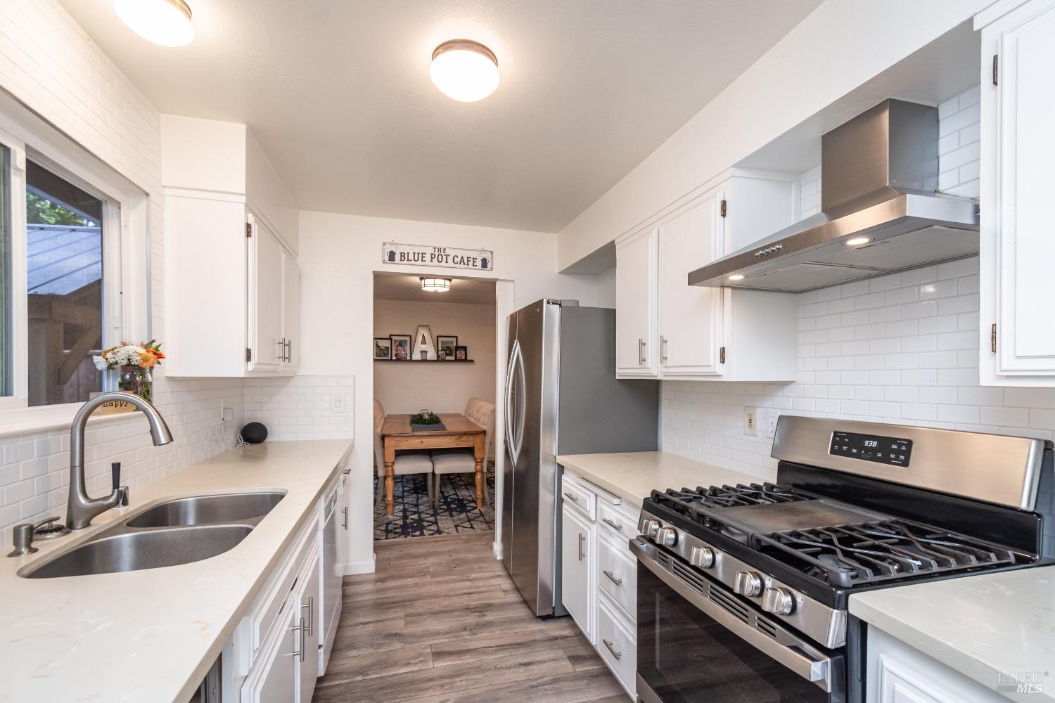 2616 Hidden Valley Ln