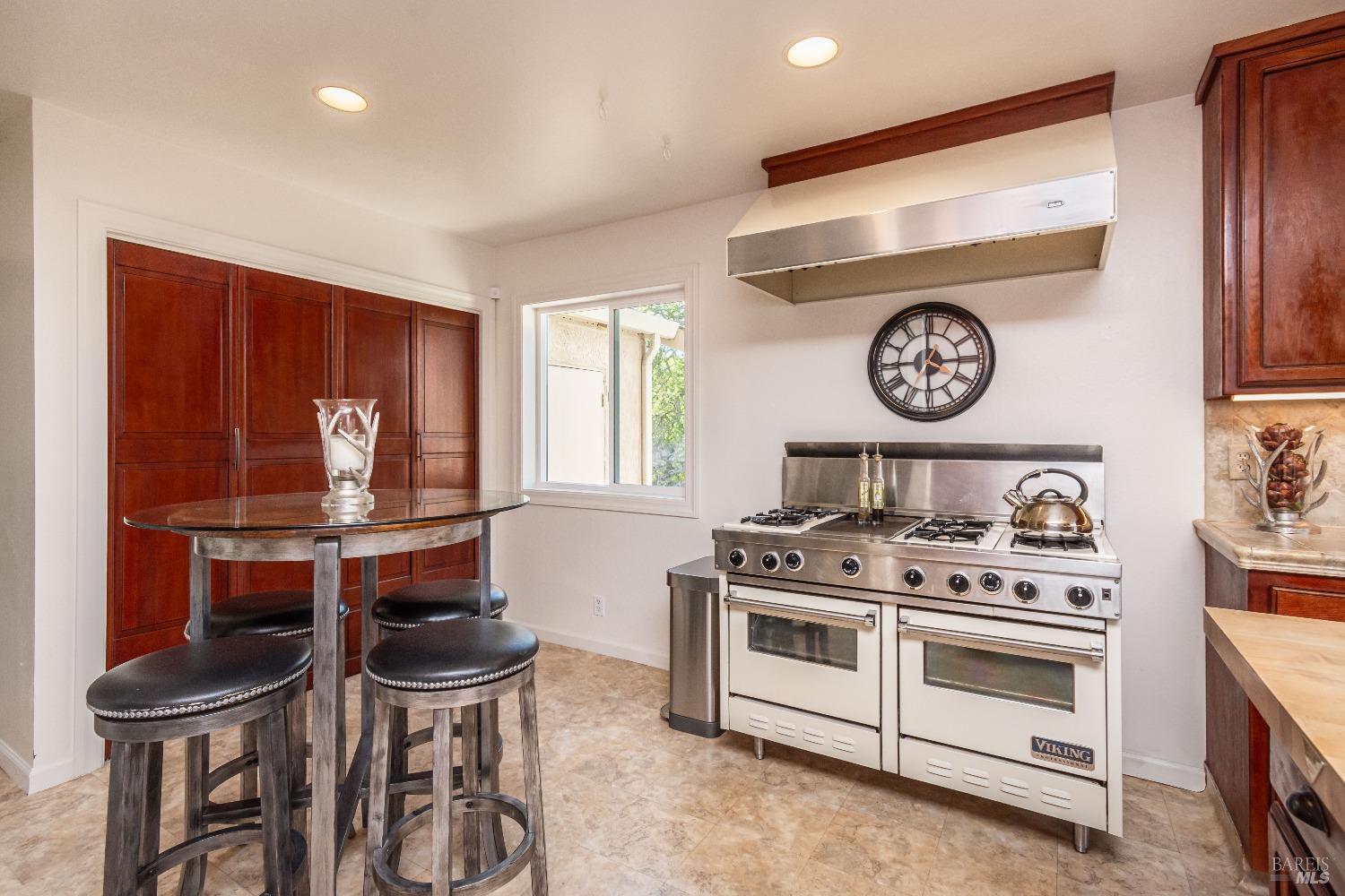 1081 Steele Canyon Rd