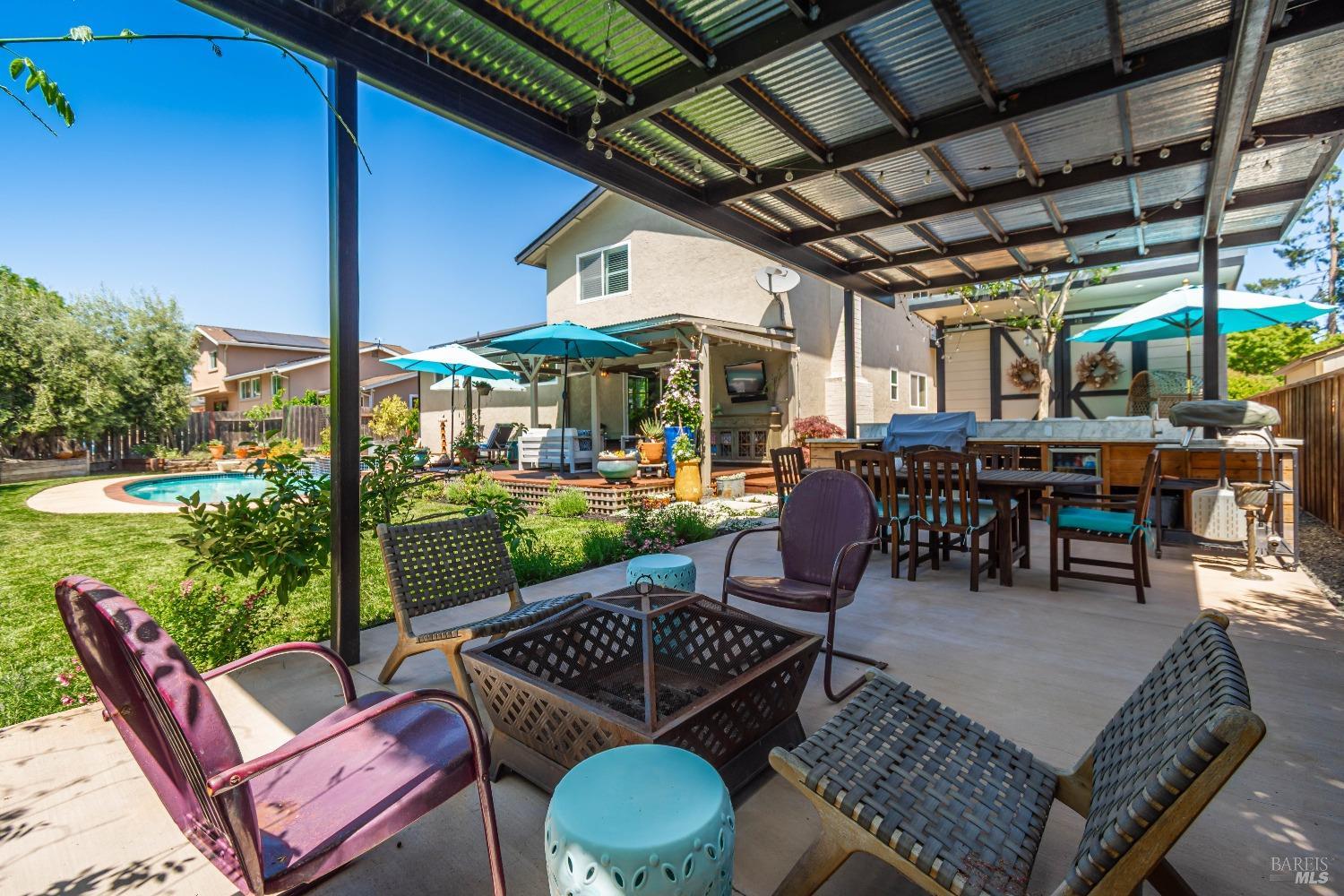 3355 Covey Ct