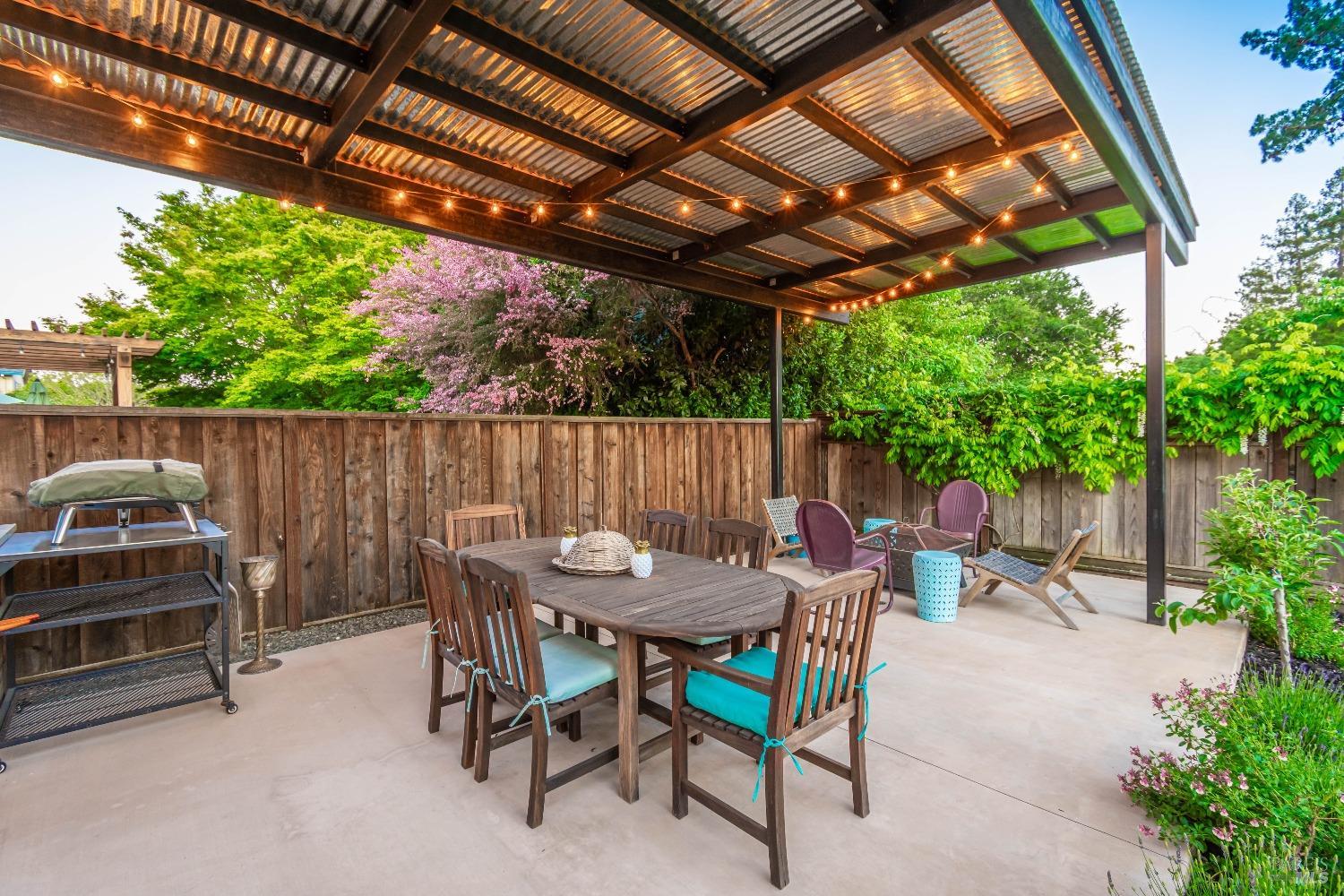 3355 Covey Ct