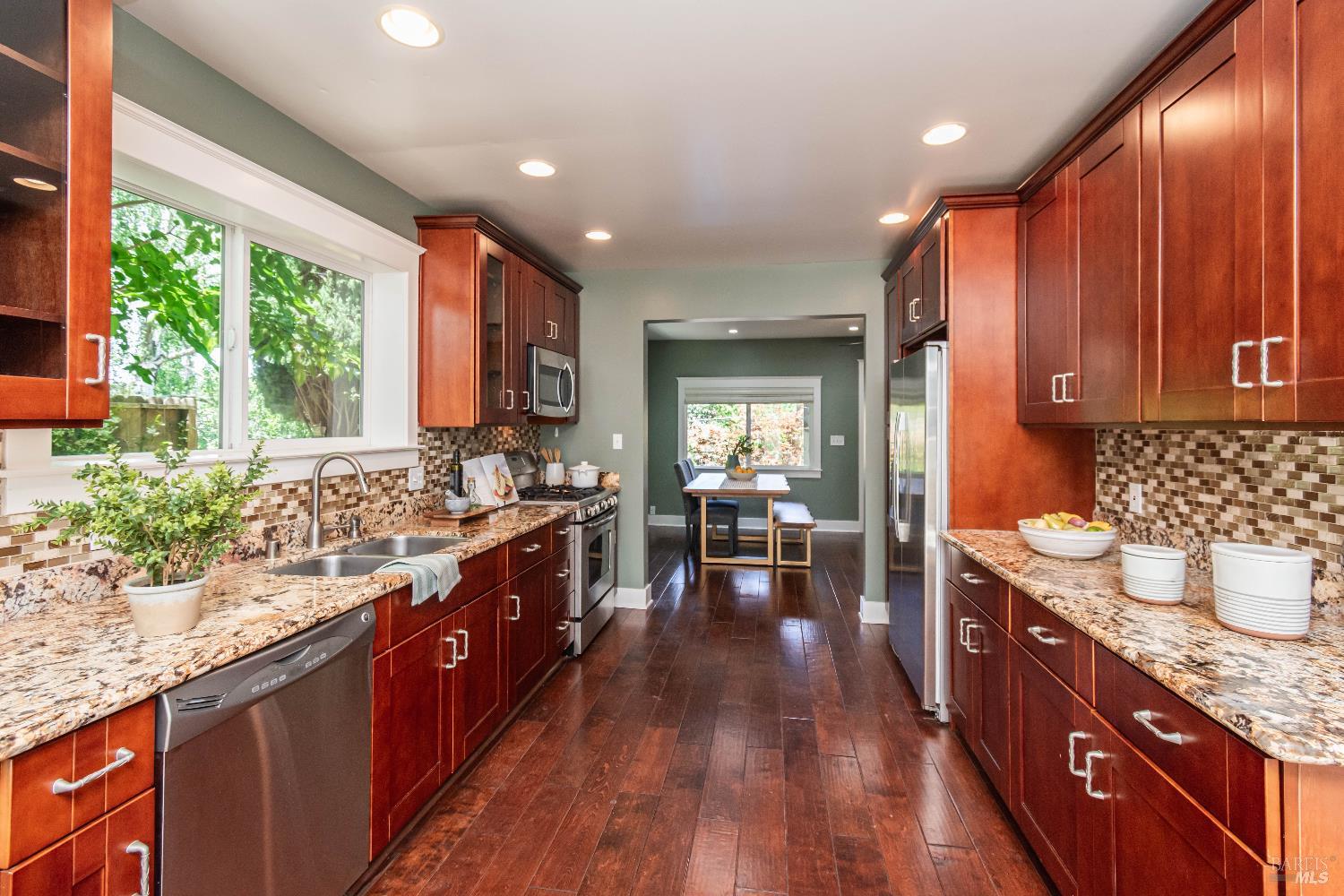 225 Berna Ave