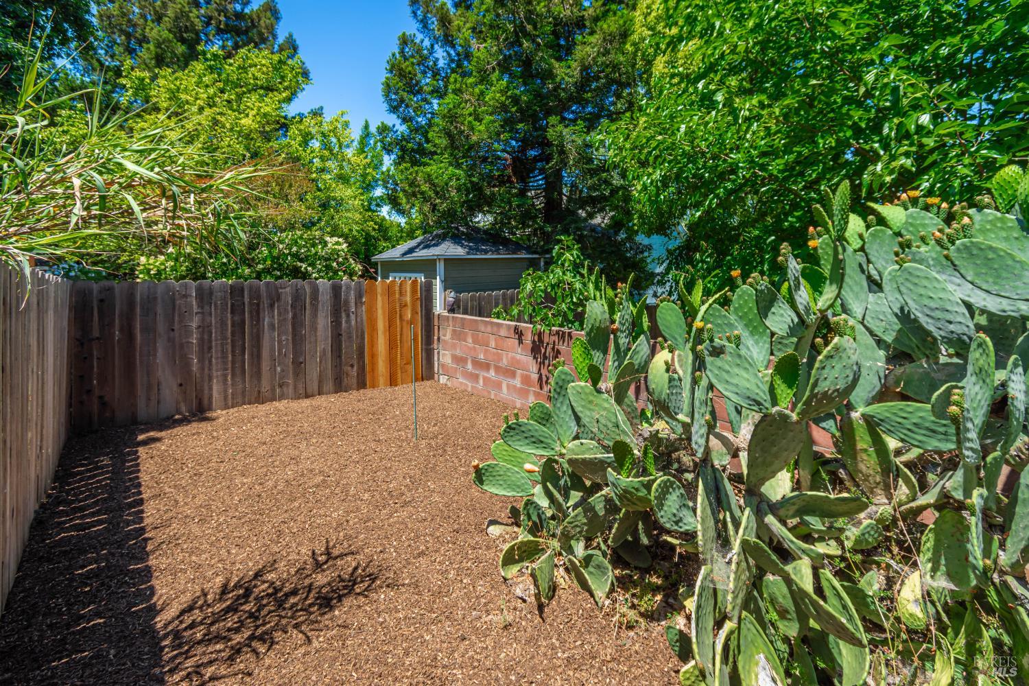 225 Berna Ave