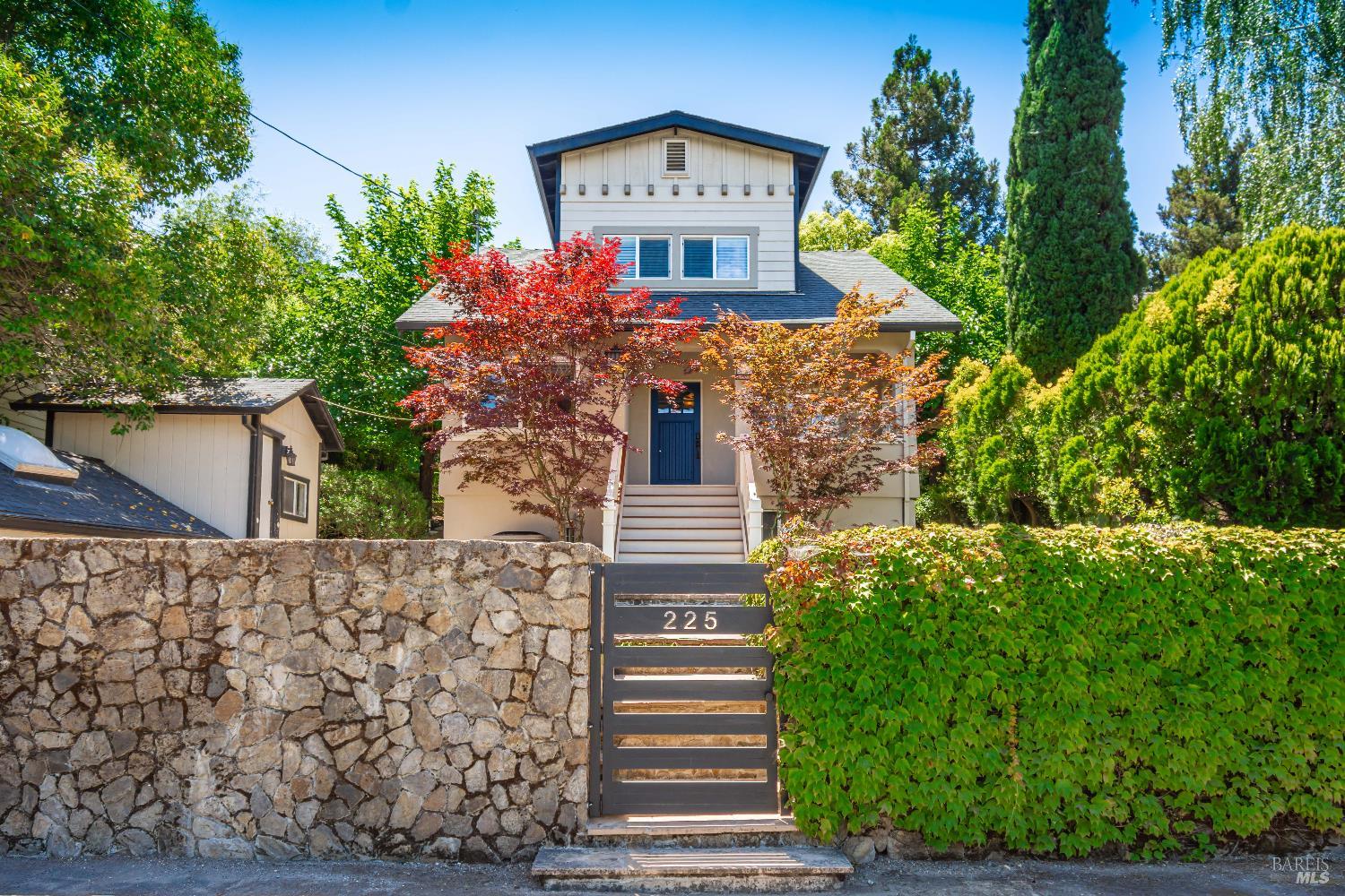 225 Berna Ave