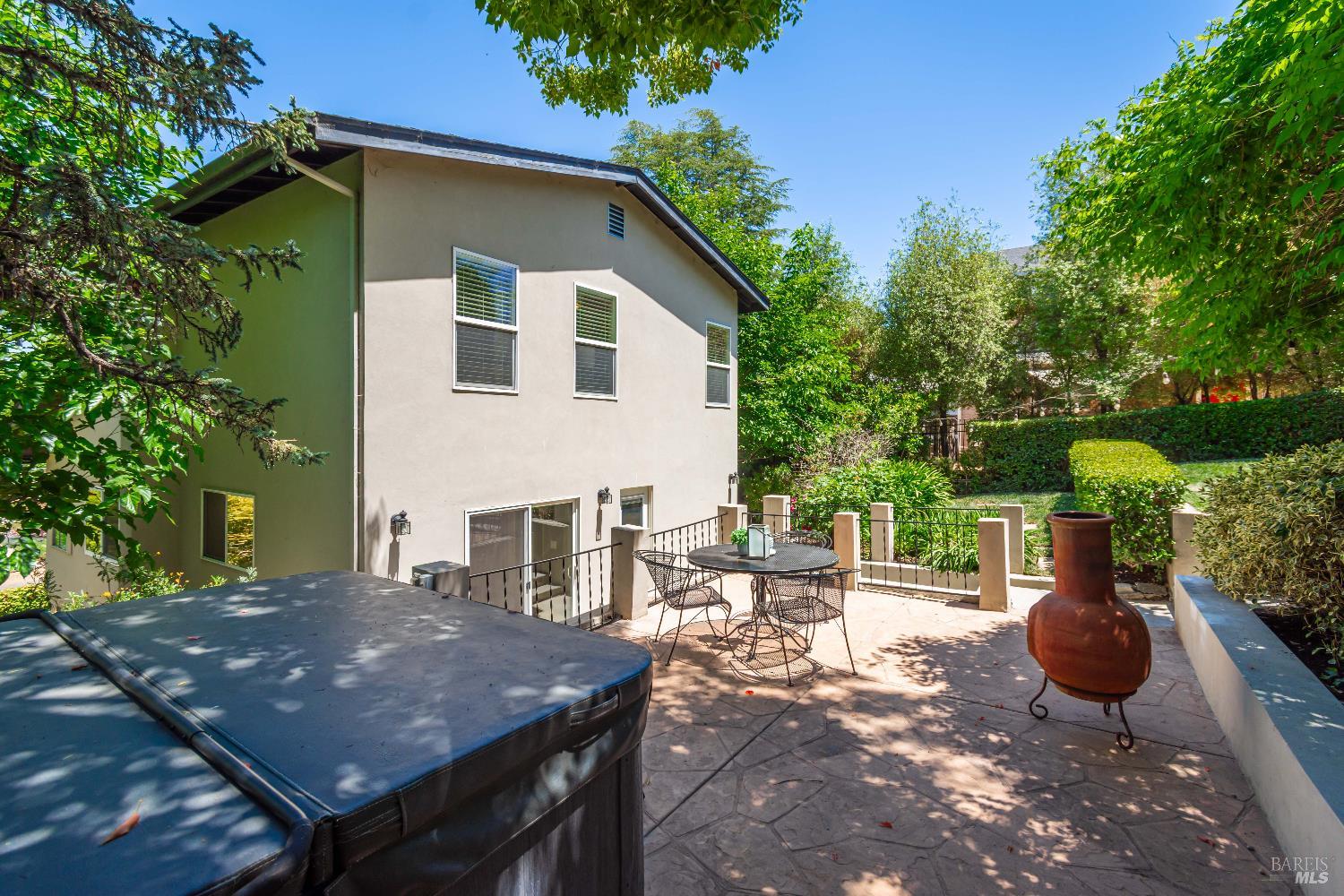 225 Berna Ave
