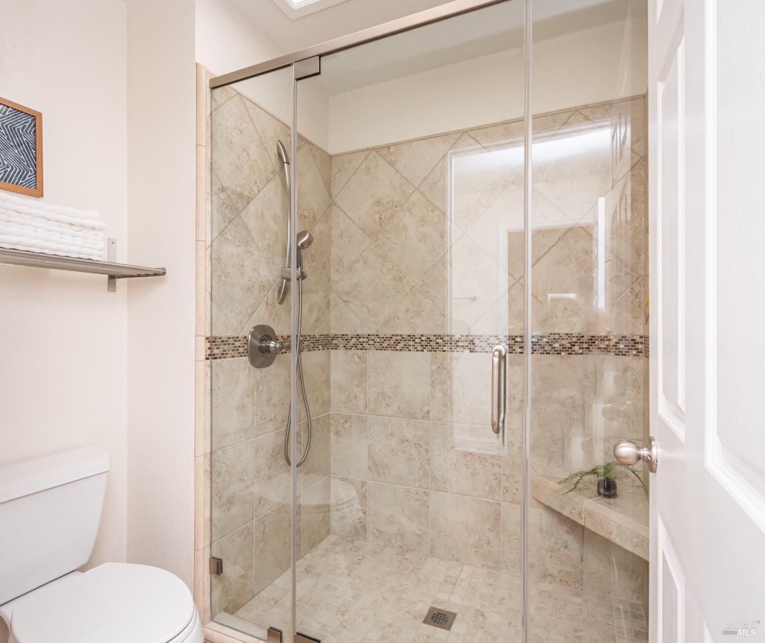 33 Fountain Grove Cir