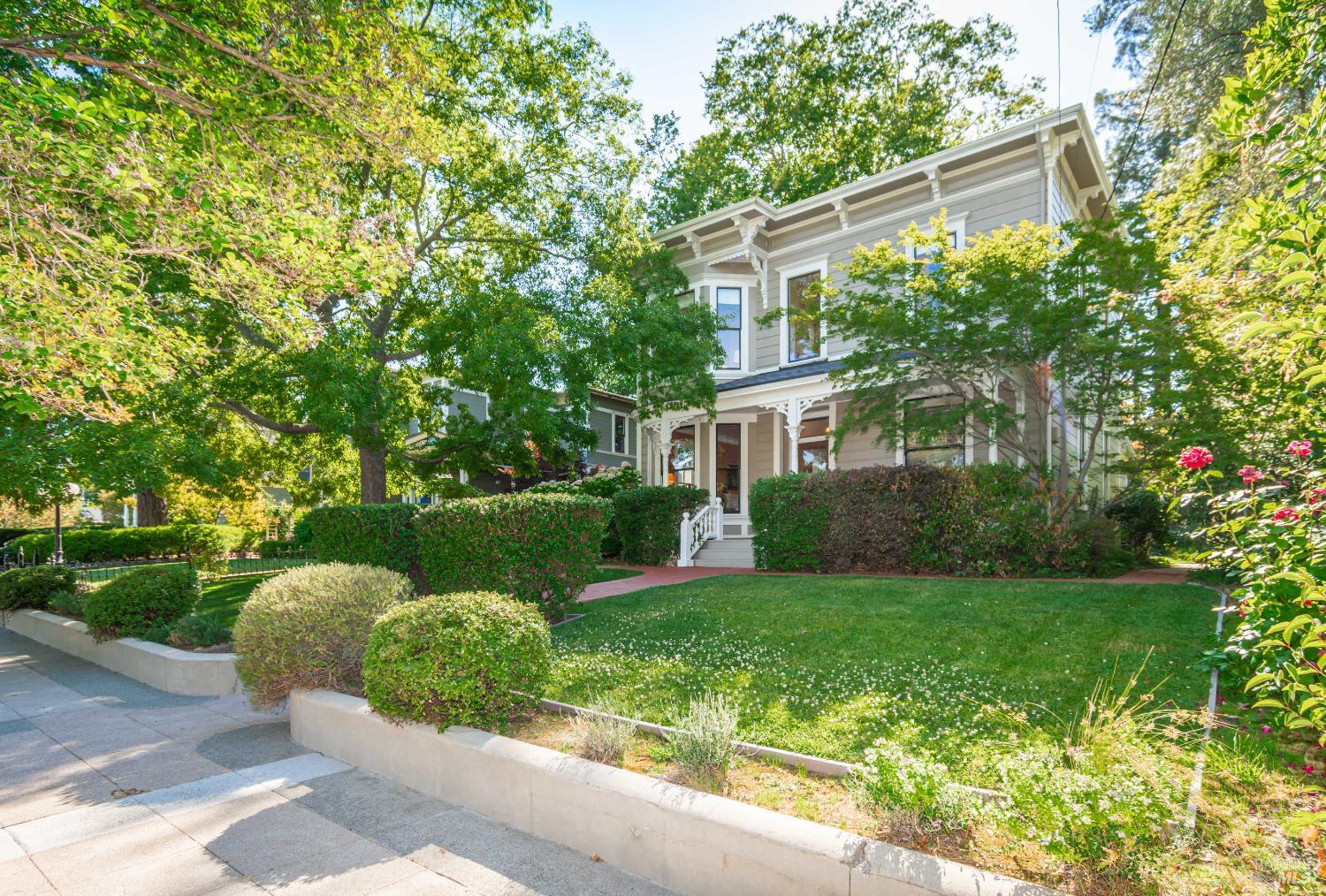 333 Randolph St