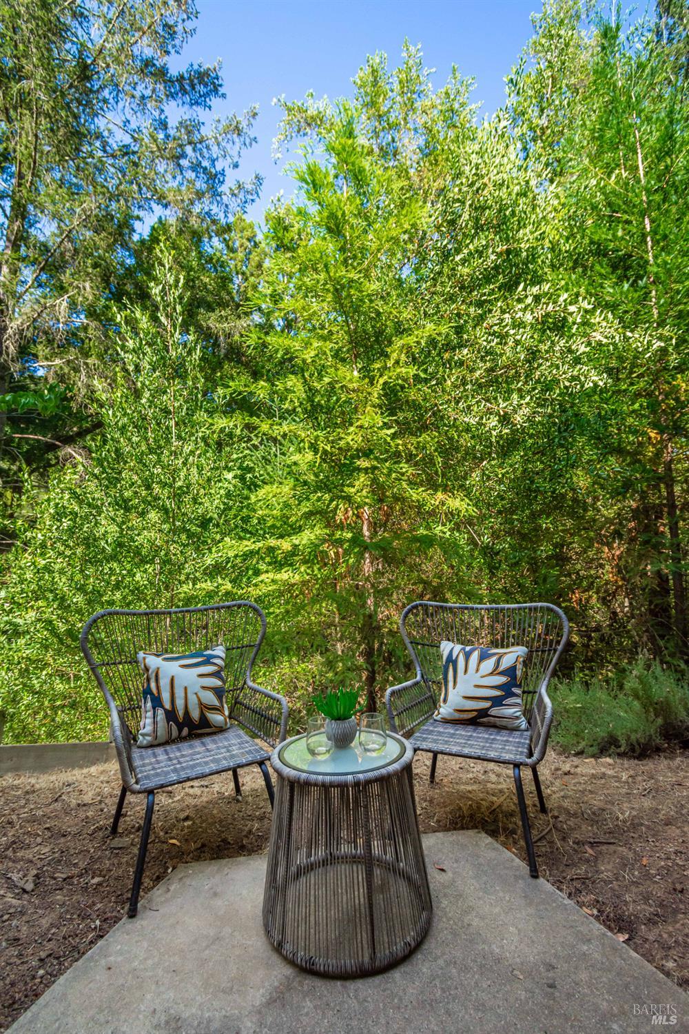 4516 Dry Creek Rd