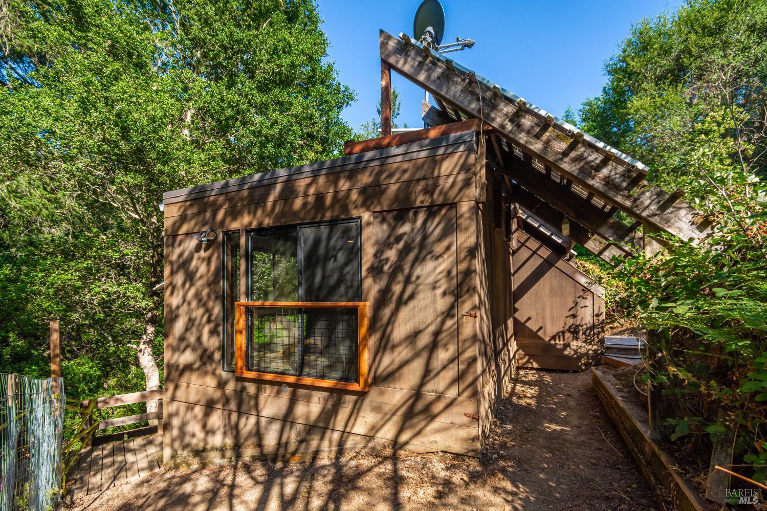 4516 Dry Creek Rd