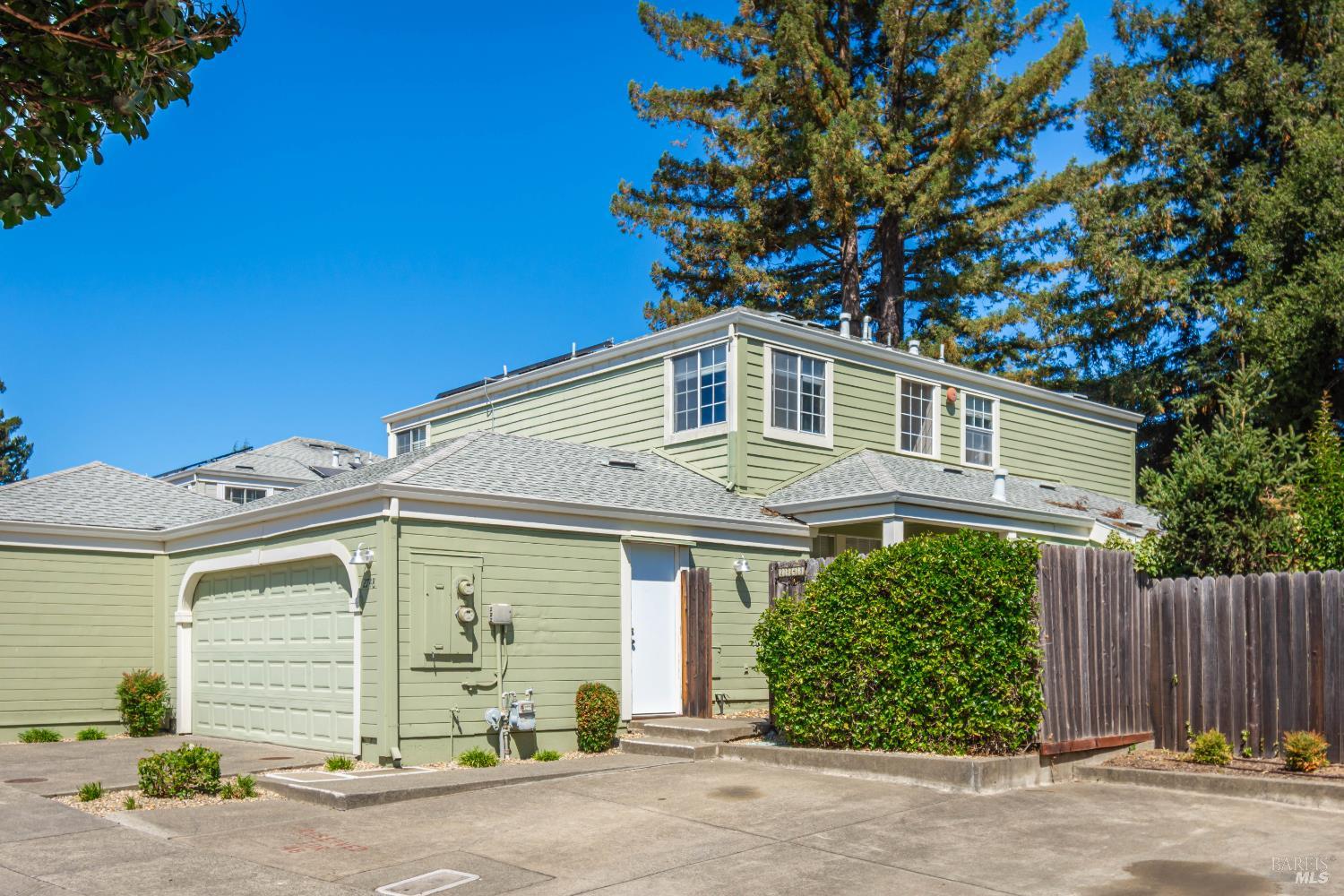 2748 Elks Way