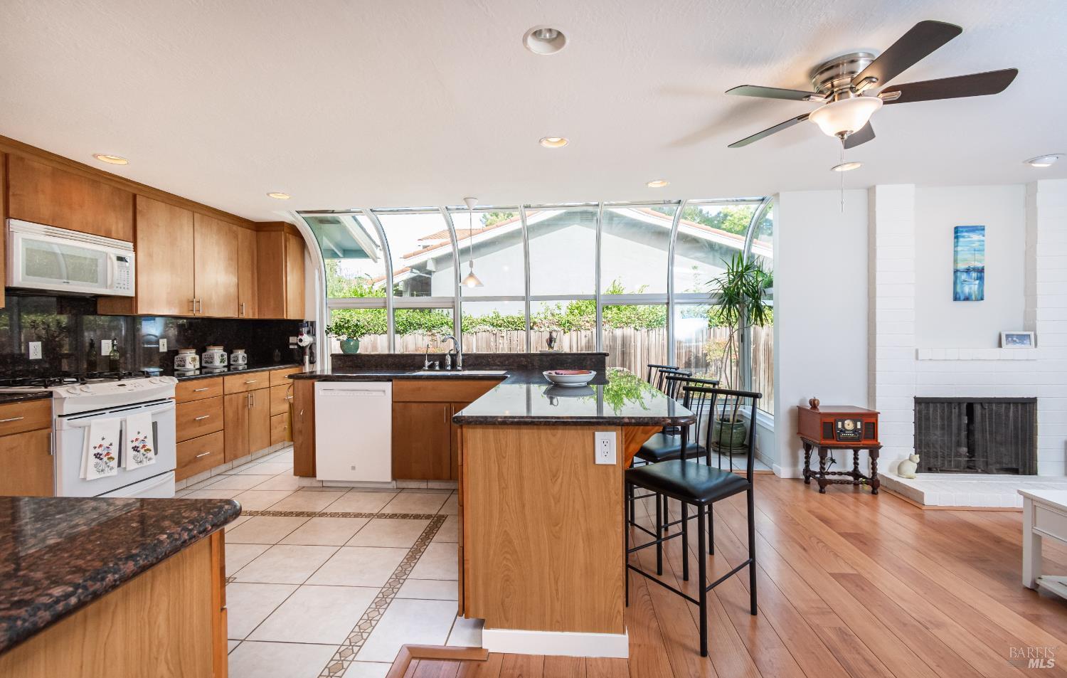 4022 Browns Valley Rd