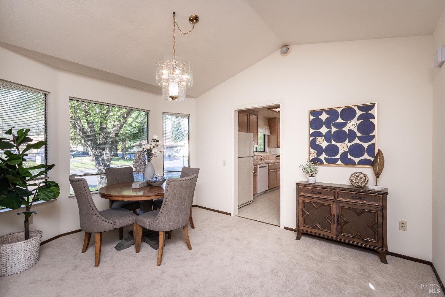 80 Fountain Grove Circle