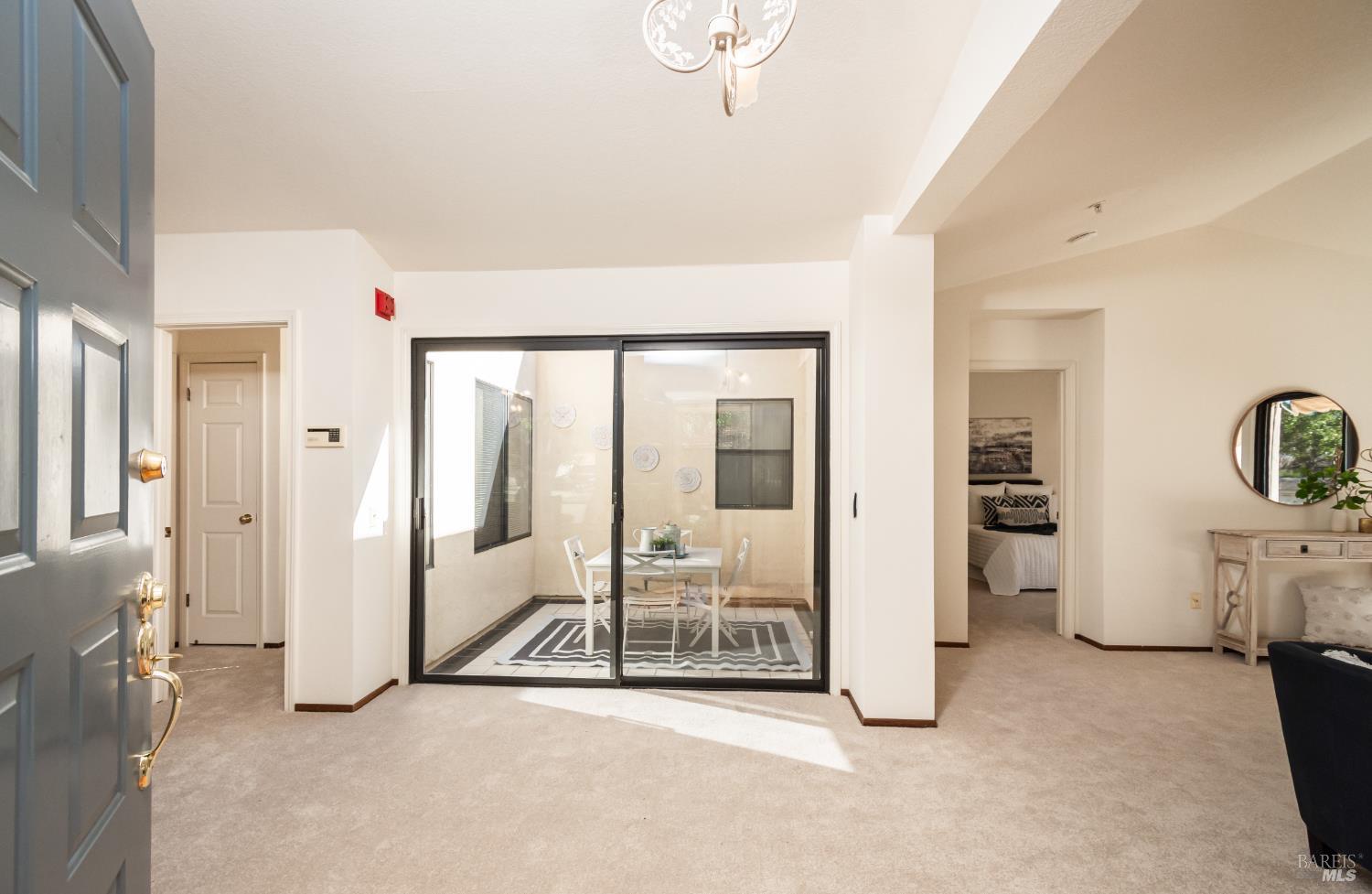 80 Fountain Grove Circle